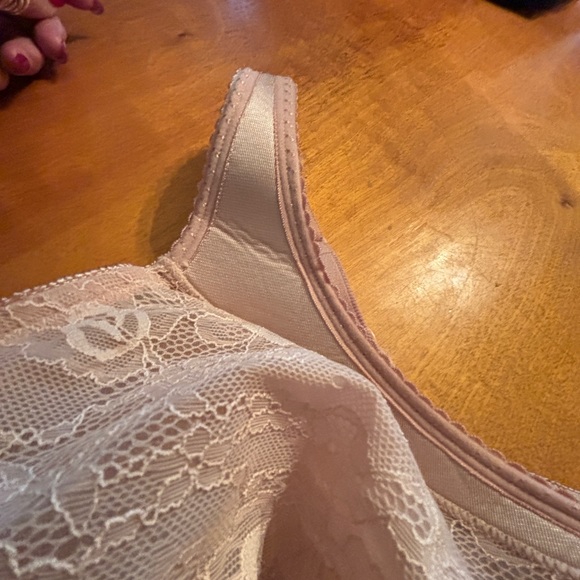 Front closure Plus size Bra - Picture 4 of 5